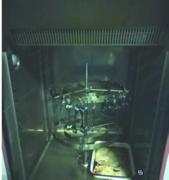 Figure 3: Physical state of NBR vulcanizate samples in different aging test apparatus — surface dish (with air contact), standard closed bottle, and hot-air oven — at 100 °C × 14 days